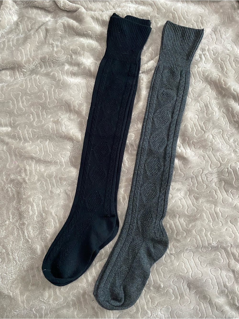 Men's Over-the-knees Ribbed Knit Socks - Black & Gray